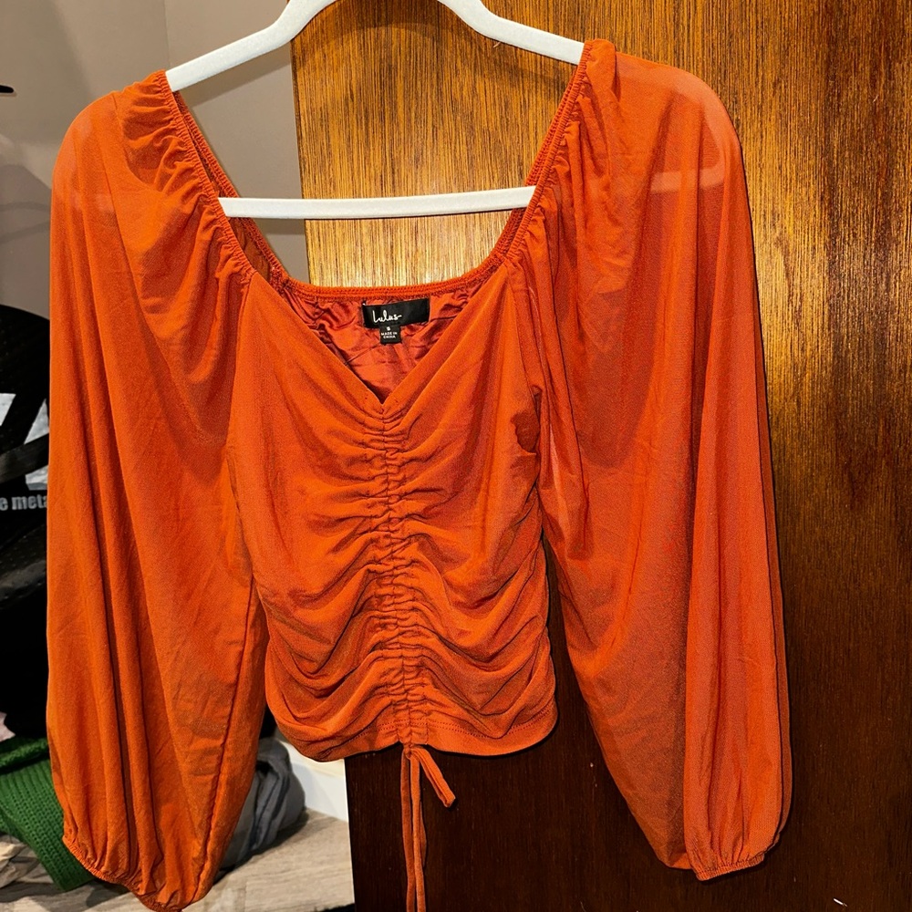 NWT bubble sleeve crop top